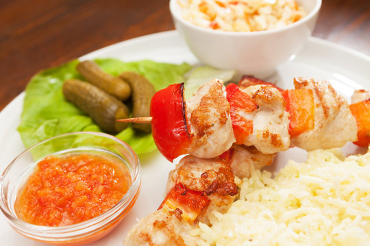 chicken kebab with rice