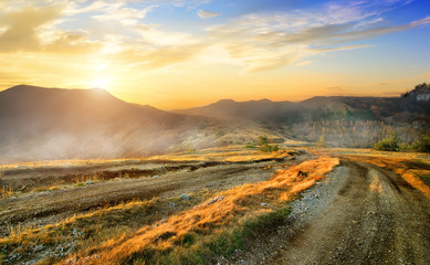 Naklejka premium Mountain road