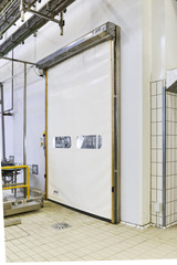Portone in stabilimento industriale