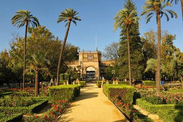 Fototapeta na wymiar Pabellón Real, Parque Maria Luisa, Sevilla, España