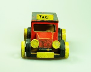 Spielzeug-Taxi