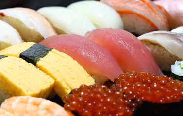 寿司　盛り合わせ