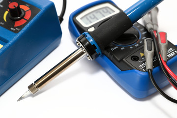 Soldering iron