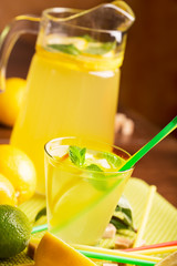 Fresh lemonade