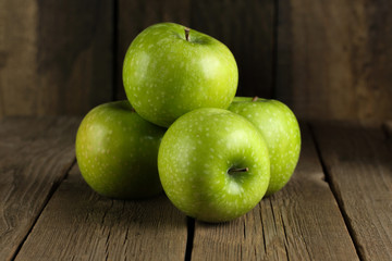 ripe green apple