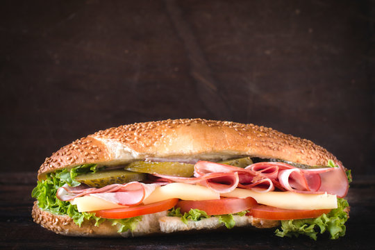 Submarine sandwich
