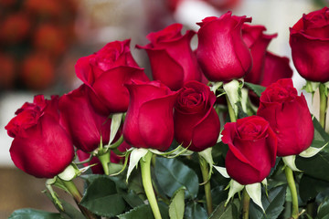 Fototapeta premium Ramo de rosas rojas