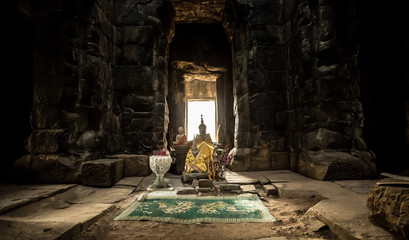 Ta Prohm buddhism offer