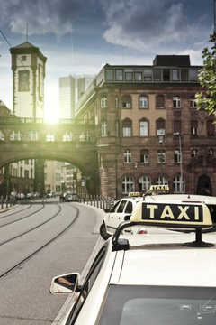 Sun rising over urban skybridge, Frankfurt, Frankfurt, Germany