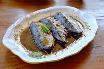 mackerel boiled in soy bean sauce