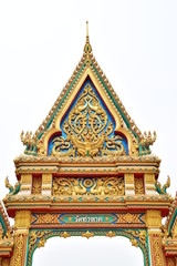 Fototapeta premium Eingangsportal eines buddhistischen Tempels