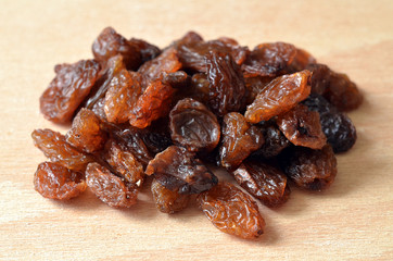 Heap of brown raisins