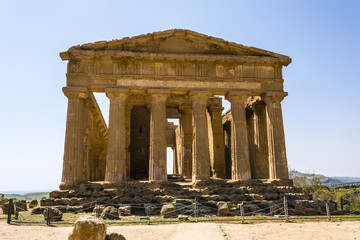 Obraz premium Concordia Temple. Valley of the Temples, Agrigento on Sicily