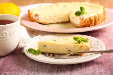 Lemon cheesecake