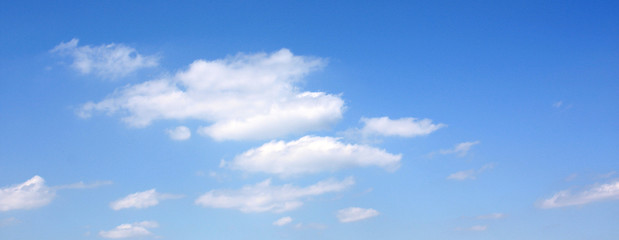 Naklejka na ściany i meble Himmel und Wolken Panorama