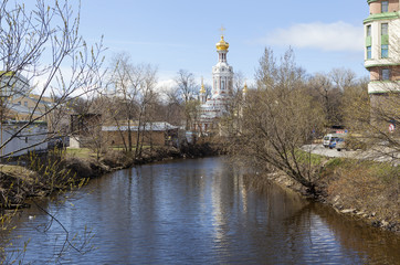 Река Смоленка и Храм Воскресения Христова. Санкт-Петербург