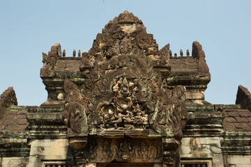 Fototapeta premium Banteay Samre door carving details