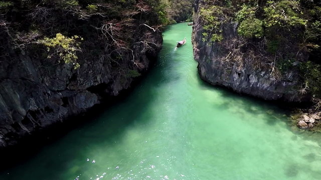 Aerial view of tropical island/Thailand/Krabi/Koh Hong island