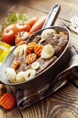 Liver fried with carrot and onion