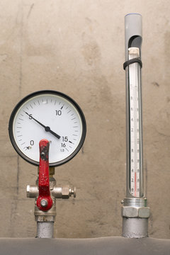 Water pressure sensor and thermometer