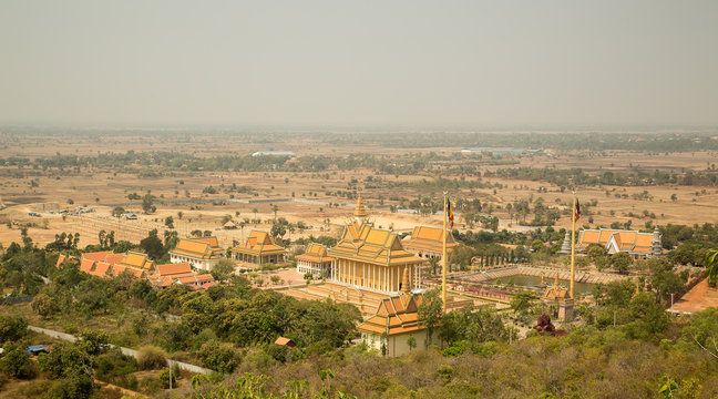 Oudong, Vipassana Dhura Buddhist Center