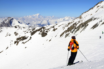 Fototapeta na wymiar Winter sport holiday in the Alps