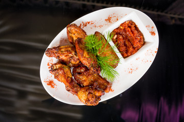 Fried Chicken Wings with Sauce
