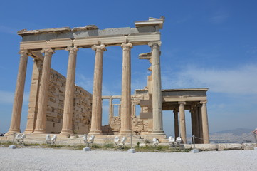 Obraz premium Erehteion in Acropolis of Athens