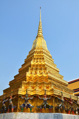 Fototapeta na wymiar Golden pagoda in Grand Palace, Bangkok