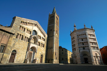Fototapeta na wymiar Parma (Emilia-Romagna, Italy) - Cathedral and baptistery