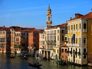 Fototapeta na wymiar Venice Gondola Canal Italy