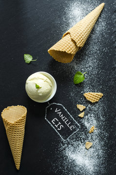 Vanille Eis