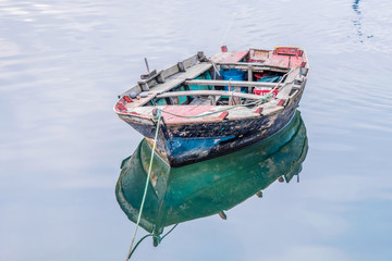 Obraz na płótnie Canvas boat on a mooring