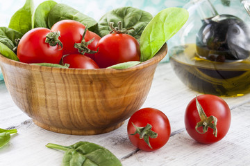 Red Tomatoes and Spinach