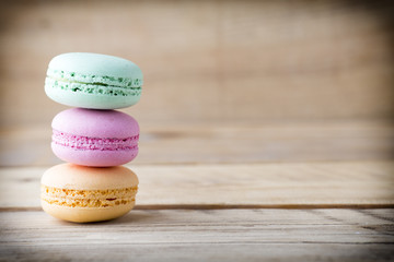 Macaroons.