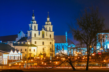 Fototapeta na wymiar Night Scene Building Of The Cathedral Of Holy Spirit In Minsk -