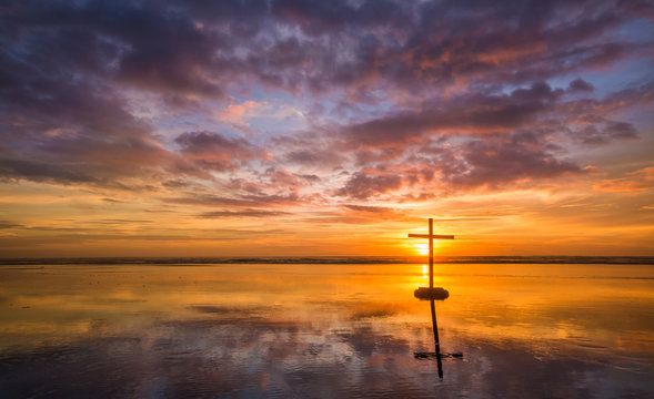 Beautiful Suset Cross Reflecton