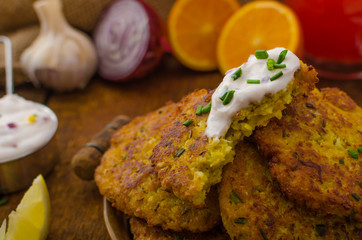 Cauliflower curry pancakes