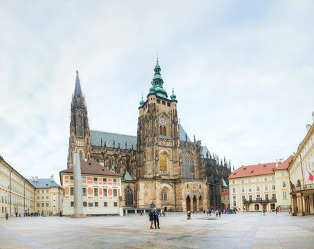 St. Vitus Cathedral surrounded by tourists in Prague