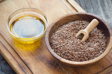 Brown flax seeds  and flaxseed oil