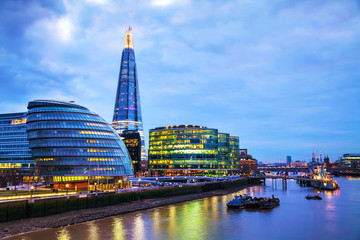 Fototapeta na wymiar Overview of London with the Shard London Bridge