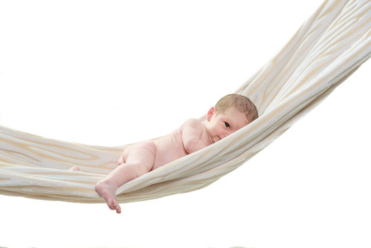 Neonato su un amaca