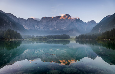Obrazy na Plexi  jezioro górskie w Alpach Julijskich,Laghi di Fusine