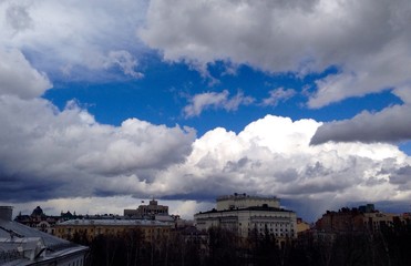 Fototapeta premium Clouds above Kazan