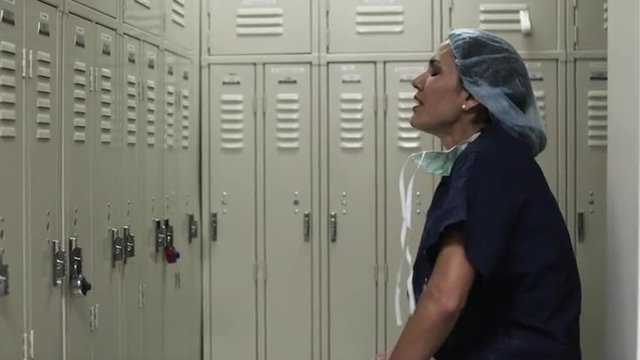 MS Female surgeon in locker room / Payson, Utah, USA