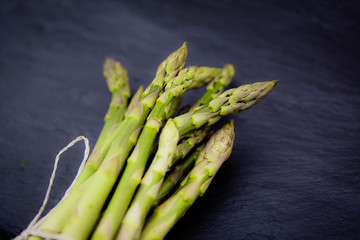 grüner spargel green asparagus