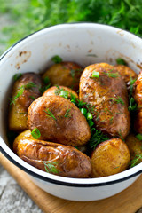 roasted new potatoes with dill and spring onions