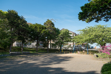 公園とブランコ