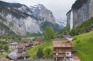 Obraz premium Stunning Landscape of Lauterbrunnen valley in the Bernese Alps,