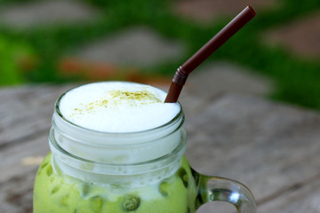 Green tea and milk